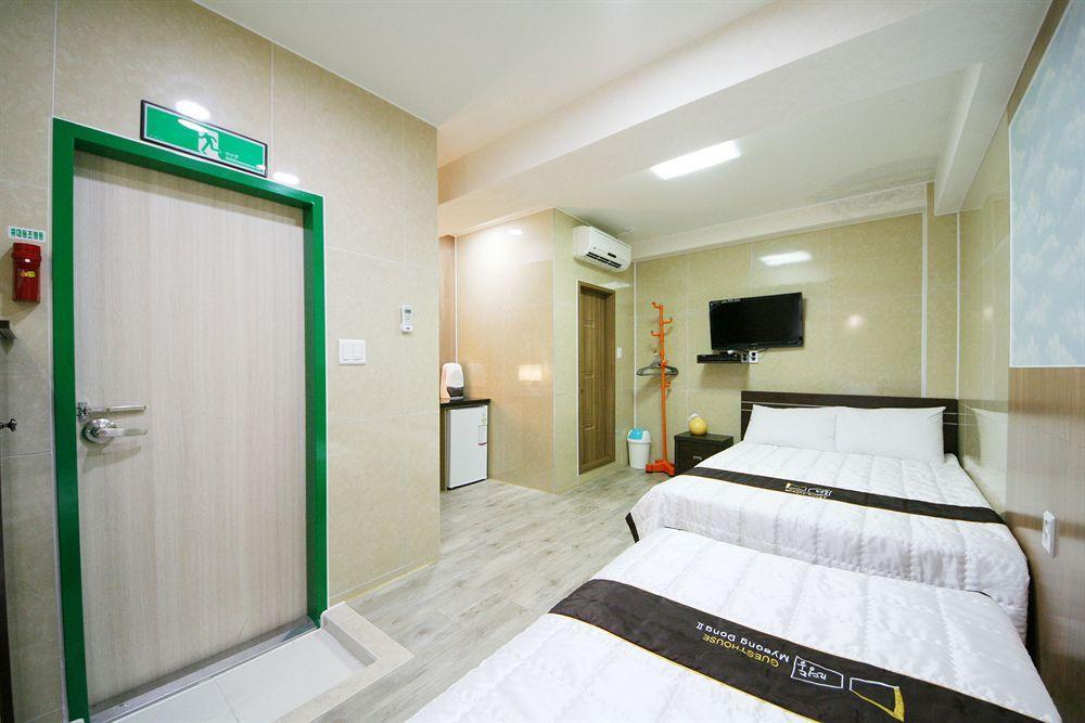 Guesthouse Myeongdong 2 โซล ภายนอก รูปภาพ