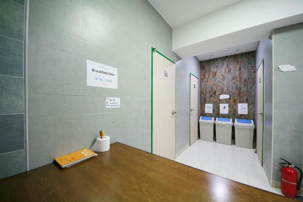 Guesthouse Myeongdong 2 โซล ภายนอก รูปภาพ